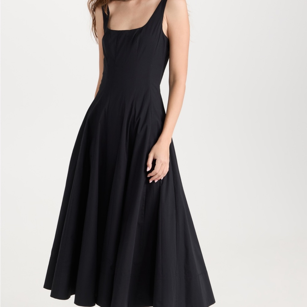 Elegant Black Sleeveless Dress